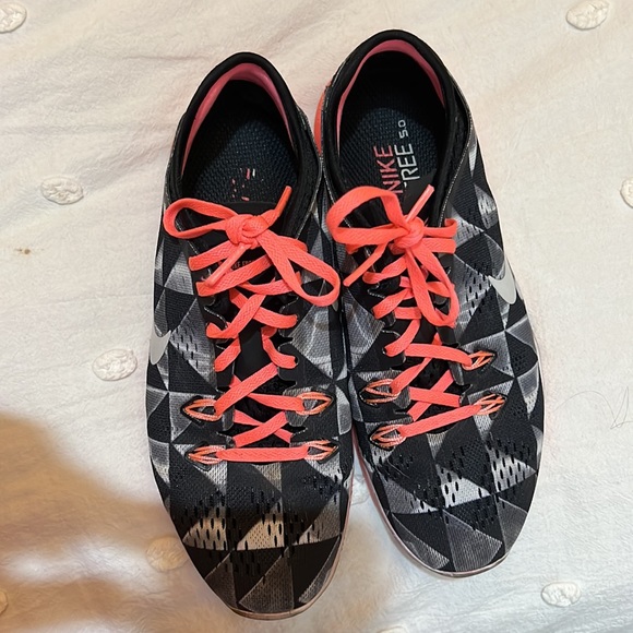 Nike Free 5.0 - Picture 2 of 4